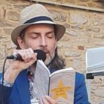 Questa immagine ha l'attributo alt vuoto; il nome del file è r-150x150.jpg